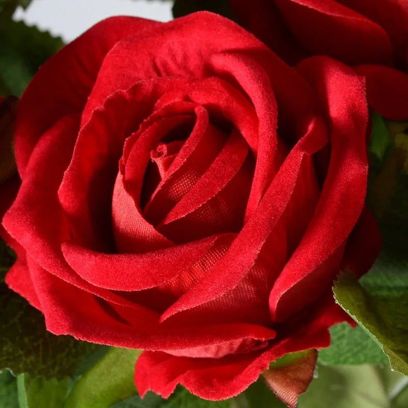 Silk Artificial Roses — Realistic Faux Rose Flowers for Weddings & Décor